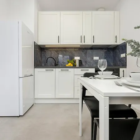 Modern Targowek Apartment By Noclegi Renters Varšava Exteriér fotografie
